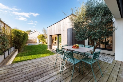 Maison &agrave; vendre &agrave; NANTES  - 7 pi&egrave;ces - 176 m&sup2; 