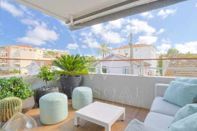 Apartment for sale in CANNES  - 2 rooms - 54 m&sup2; 