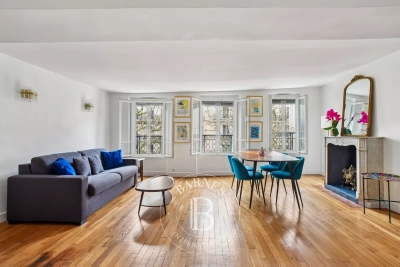 Appartement &agrave; vendre &agrave; PARIS 7EME  - 2 pi&egrave;ces - 49 m&sup2; 