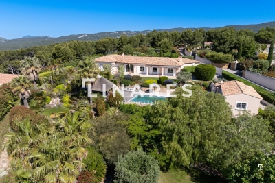 Maison &agrave; vendre &agrave; LA CIOTAT  - 7 pi&egrave;ces - 600 m&sup2; 