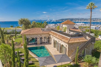 Maison &agrave; vendre &agrave; CAP D'ANTIBES  - 10 pi&egrave;ces - 341 m&sup2; 