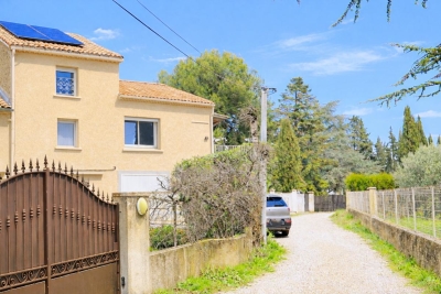 Maison &agrave; vendre &agrave; SORGUES  - 4 pi&egrave;ces - 130 m&sup2; 