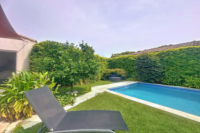 Appartement &agrave; vendre &agrave; SANARY-SUR-MER  - 5 pi&egrave;ces - 195 m&sup2; 