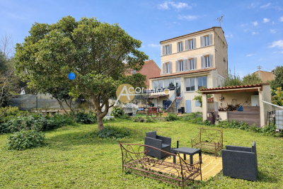Maison &agrave; vendre &agrave; LA SEYNE-SUR-MER  - 8 pi&egrave;ces - 172 m&sup2; 