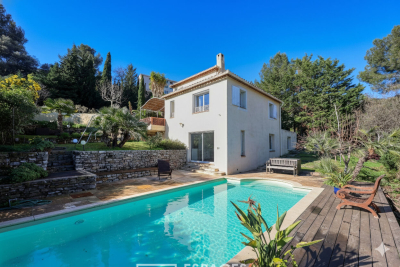 Maison &agrave; vendre &agrave; TOULON  - 9 pi&egrave;ces - 223 m&sup2; 