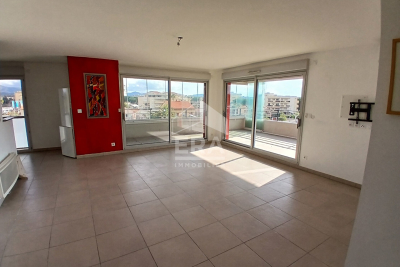 Appartement &agrave; vendre &agrave; FRÉJUS  - 4 pi&egrave;ces - 98 m&sup2; 