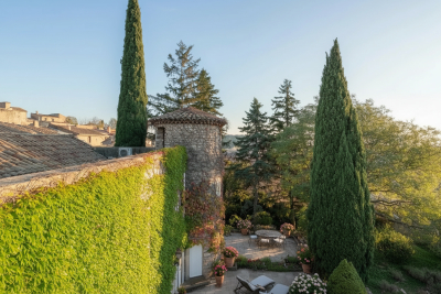 Maison &agrave; vendre &agrave; VISAN  - 10 pi&egrave;ces - 450 m&sup2; 