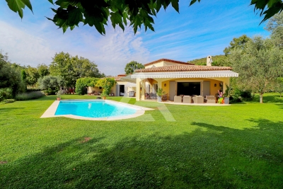 Maison &agrave; vendre &agrave; PEILLE  - 6 pi&egrave;ces - 204 m&sup2; 