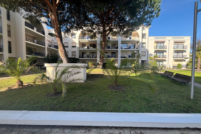 Apartment for sale in LE BOUSCAT  - 2 rooms - 43 m&sup2; 