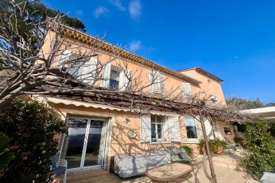 Maison &agrave; vendre &agrave; TOULON  - 6 pi&egrave;ces - 200 m&sup2; 