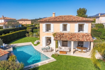 Maison &agrave; vendre &agrave; VILLENEUVE-LOUBET Sasserno - 5 pi&egrave;ces - 150 m&sup2; 