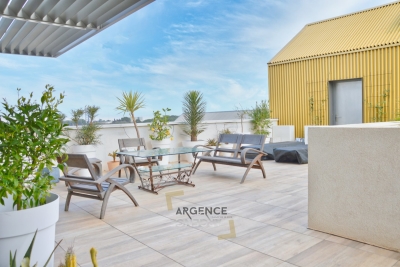 Appartement &agrave; vendre &agrave; MONTPELLIER  - 5 pi&egrave;ces - 130 m&sup2; 