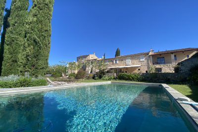 Maison &agrave; vendre &agrave; Pertuis  - 8 pi&egrave;ces 800 m&sup2; 
