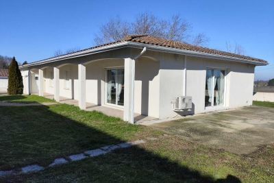 Maison &agrave; vendre &agrave; Yvrac  - 5 pi&egrave;ces 130 m&sup2; 