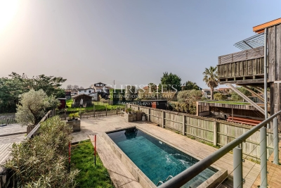Maison &agrave; vendre &agrave; LA TESTE-DE-BUCH  - 6 pi&egrave;ces - 200 m&sup2; 