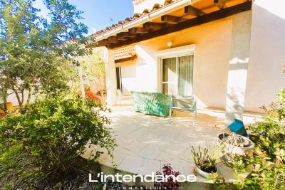 Maison &agrave; vendre &agrave; HYÈRES  - 6 pi&egrave;ces - 175 m&sup2; 