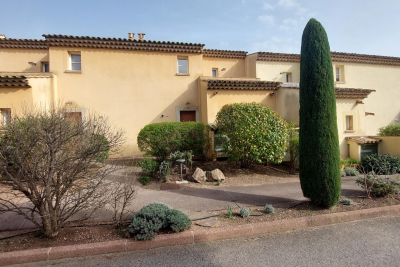 Maison &agrave; vendre &agrave; LA MOTTE Grimaud - 4 pi&egrave;ces - 104 m&sup2; 