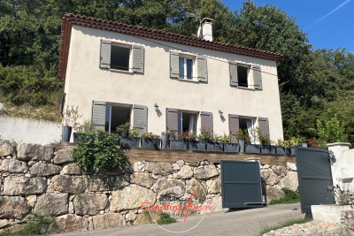 Maison &agrave; vendre &agrave; CARROS  - 4 pi&egrave;ces - 122 m&sup2; 