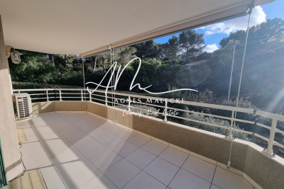 Appartement &agrave; vendre &agrave; CAVALAIRE-SUR-MER  - 3 pi&egrave;ces - 68 m&sup2; 