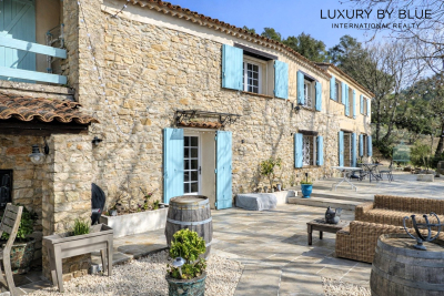 Maison &agrave; vendre &agrave; immobilier MEOUNES-LES-MONTRIEUX  - 9 pi&egrave;ces - 390 m&sup2; 