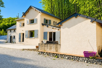 Maison &agrave; vendre &agrave; LA SALVETAT-SUR-AGOUT  - 5 pi&egrave;ces - 114 m&sup2; 