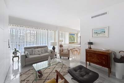 Appartement &agrave; vendre piscine cagnes sur mer 