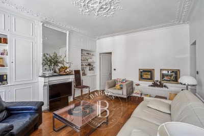 Appartement &agrave; vendre &agrave; PARIS 7EME Ecole Militaire - 3 pi&egrave;ces - 64 m&sup2; 