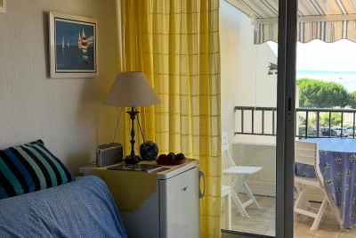 Appartement &agrave; vendre &agrave; BORMES-LES-MIMOSAS  - 3 pi&egrave;ces - 42 m&sup2; 