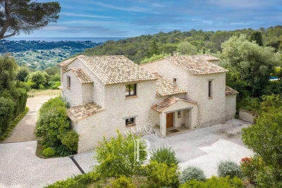 Maison &agrave; vendre &agrave; ST-PAUL-DE-VENCE Gairaut - 7 pi&egrave;ces - 233 m&sup2; 