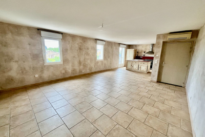 Appartement &agrave; vendre &agrave; L'ISLE-SUR-LA-SORGUE  - 2 pi&egrave;ces - 75 m&sup2; 