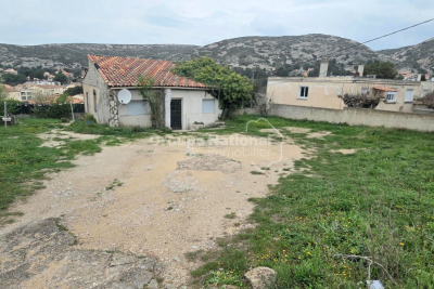 Maison &agrave; vendre &agrave; LE ROVE  - 4 pi&egrave;ces - 74 m&sup2; 