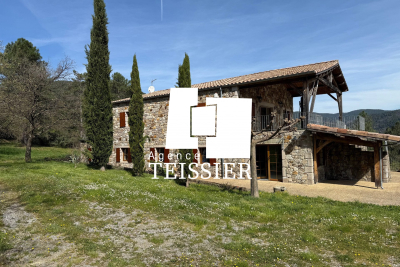 Maison &agrave; vendre &agrave; immobilier ST-PIERRE ST-JEAN  - 9 pi&egrave;ces - 216 m&sup2; 