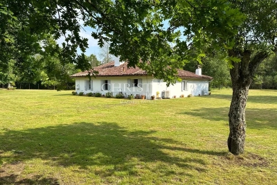 Maison &agrave; vendre piscine terrain bordeaux 