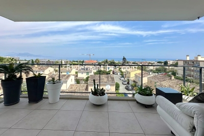 Appartement &agrave; vendre &agrave; ANTIBES  - 3 pi&egrave;ces - 105 m&sup2; 