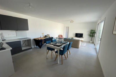 Appartement &agrave; vendre &agrave; SAUVIAN  - 3 pi&egrave;ces - 66 m&sup2; 