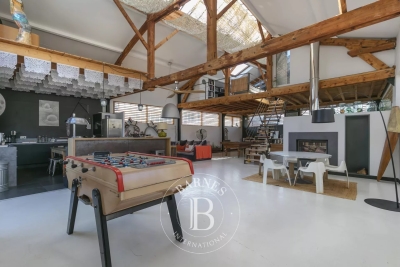 Maison &agrave; vendre &agrave; VANVES  - 10 pi&egrave;ces - 370 m&sup2; 