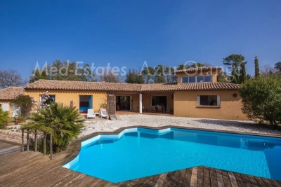 Maison &agrave; vendre &agrave; LA GARDE-FREINET La Garde-Freinet - 6 pi&egrave;ces - 248 m&sup2; 