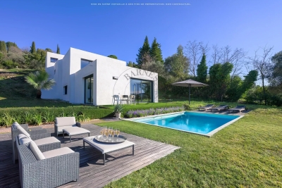 Maison &agrave; vendre &agrave; MOUANS-SARTOUX Gairaut - 7 pi&egrave;ces - 250 m&sup2; 