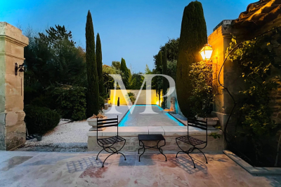 Villa à Maubec &agrave; louer à partir de 6 625 € / semaine, Photo 12