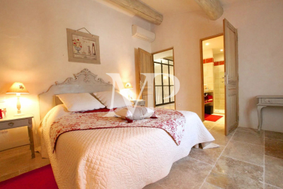 Villa à L'Isle-sur-la-Sorgue &agrave; louer à partir de 6 875 € / semaine, Photo 19
