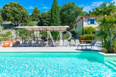 Villa à Gordes &agrave; louer à partir de 6 875 € / semaine, Photo 4