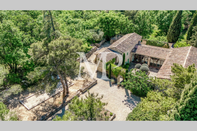 Villa à Lacoste &agrave; louer à partir de 4 375 € / semaine, Photo 4