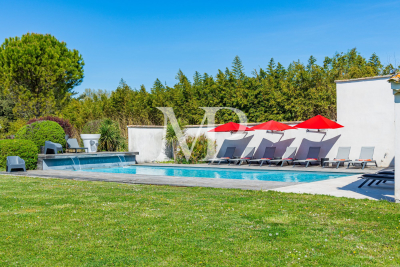 Villa à L'Isle-sur-la-Sorgue &agrave; louer à partir de 11 000 € / semaine, Photo 4