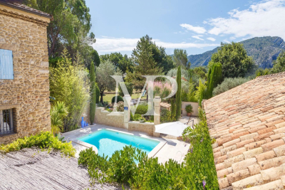 Villa à Maubec &agrave; louer à partir de 6 625 € / semaine, Photo 6