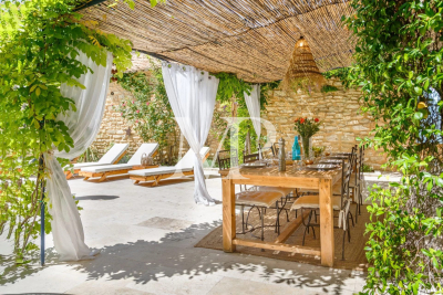 Villa à Maubec &agrave; louer à partir de 6 625 € / semaine, Photo 7