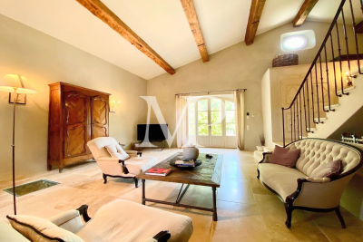 Villa à Lacoste &agrave; louer à partir de 7 500 € / semaine, Photo 9