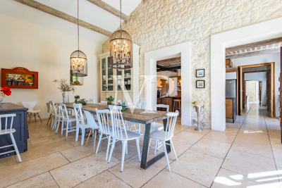 Villa à L'Isle-sur-la-Sorgue &agrave; louer à partir de 11 000 € / semaine, Photo 10