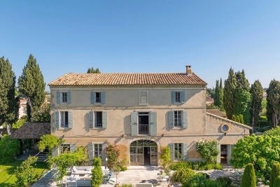 Maison &agrave; vendre &agrave; GRAVESON  - 7 pi&egrave;ces - 390 m&sup2; 