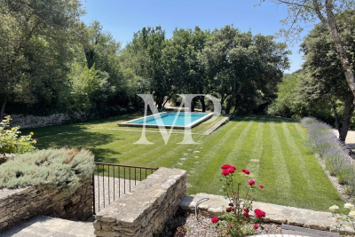 Villa à Gordes &agrave; louer à partir de 5 450 € / semaine, Photo 5