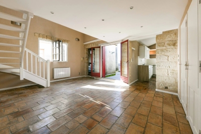 Appartement &agrave; vendre &agrave; UZÈS  - 2 pi&egrave;ces - 64 m&sup2; 
